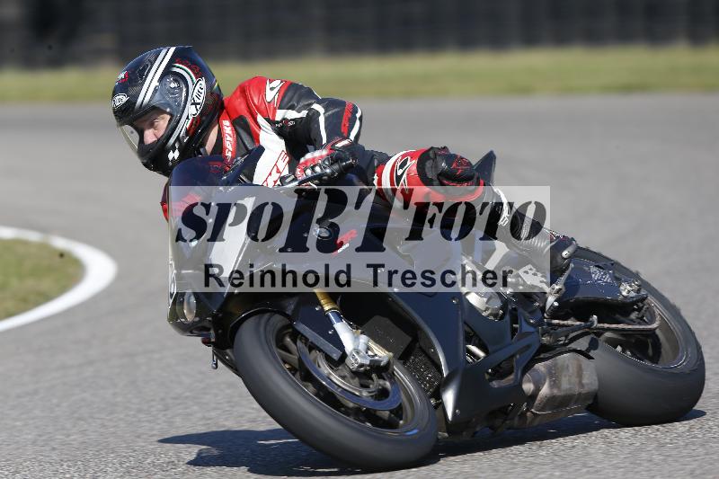 /Archiv-2025/49 26.08.2025 Cornu Master School ADR/blau-bleu/16